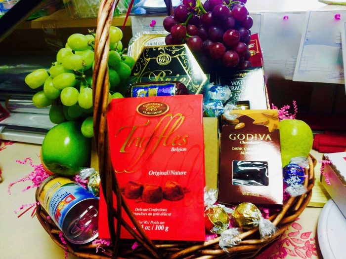 Gourmet Fruit Baskets - Image 5