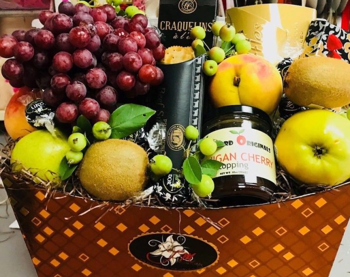 Gourmet Fruit Baskets - Image 11